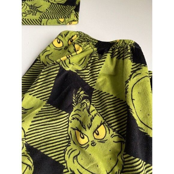 Dr Seuss The Grinch Who Stole Christmas Velvet  Soft Pajama Set Women’s Sz L - Picture 7 of 10